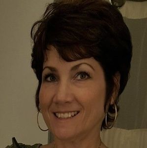 Meet your Posher, Kym